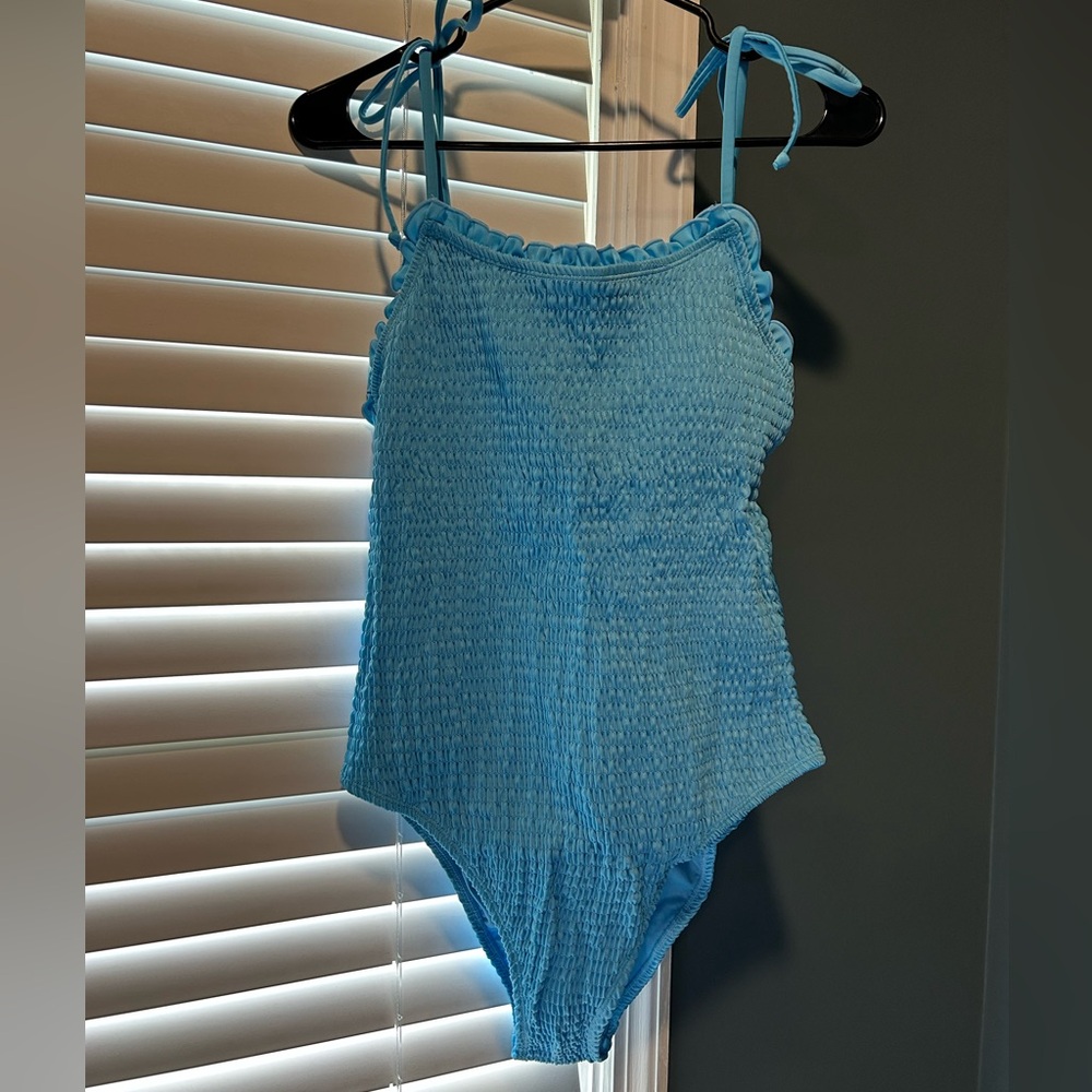 One piece women’s bathingsuit